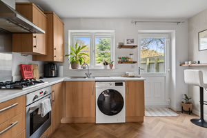 Photo 9- click for photo gallery